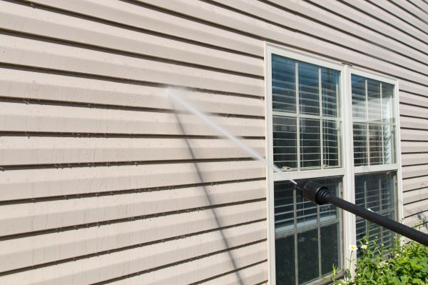 Pressure Washing in Green Bay