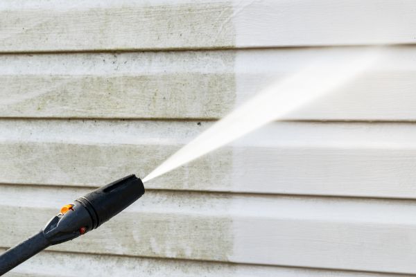 Cost of House Exterior Cleaning in Green Bay