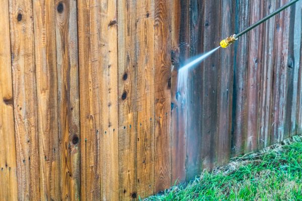 Cost of Fence Washing in Green Bay