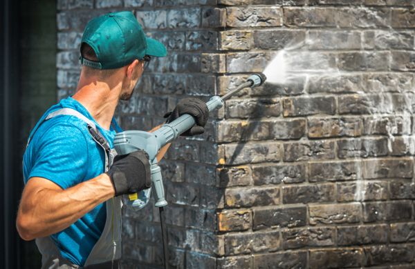Commercial Building Washing in Green Bay