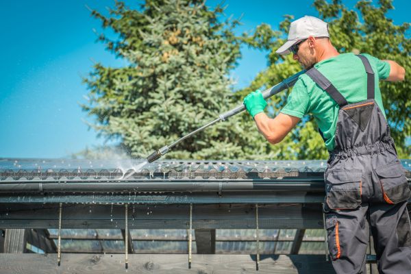 Gutter Power Washing in Green Bay