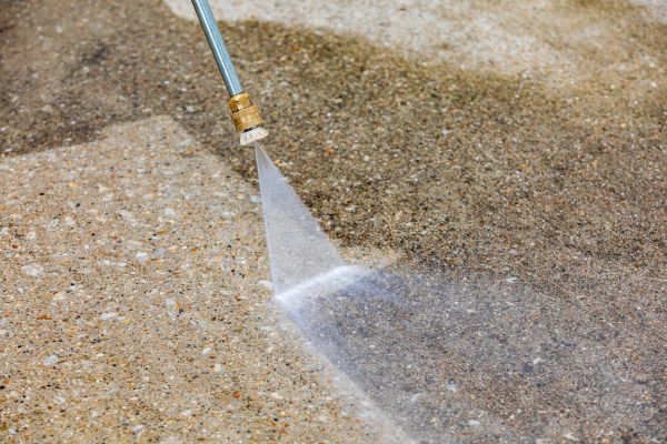 Cost of Driveway Pressure Cleaning in Green Bay