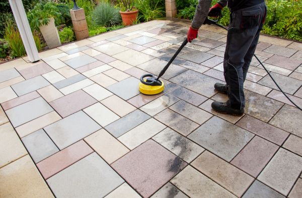 Cost of Patio Washing in Green Bay