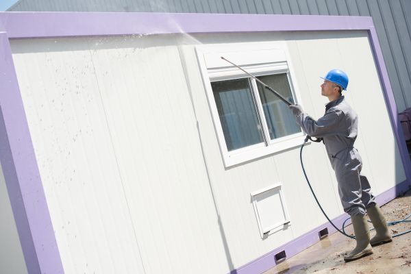 Cost of Apartment Pressure Washing in Green Bay