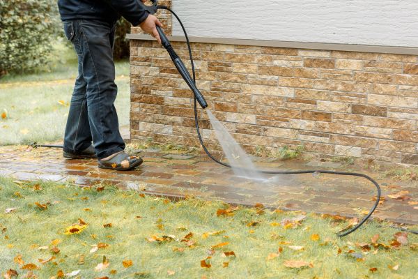 Cost of Residential Powerwashing in Green Bay